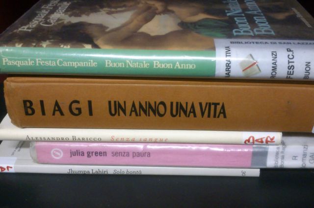 I Natalibri, 4 libri sovrapposti